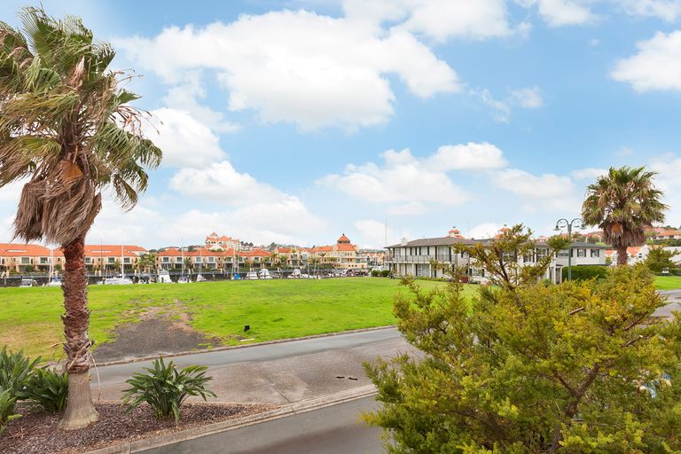 Photo of property in 11/595 Laurie Southwick Parade, Gulf Harbour, Whangaparaoa, 0930