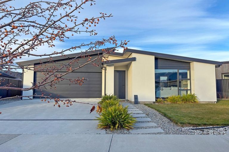 Photo of property in 8 Kohinoor Lane, Cromwell, 9310