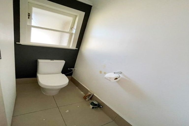 Photo of property in 1/10 Walter Street, Hauraki, Auckland, 0622