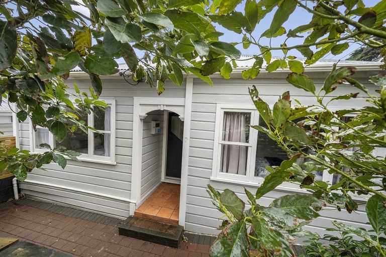 Photo of property in 7 Derby Street, Mount Victoria, Wellington, 6011