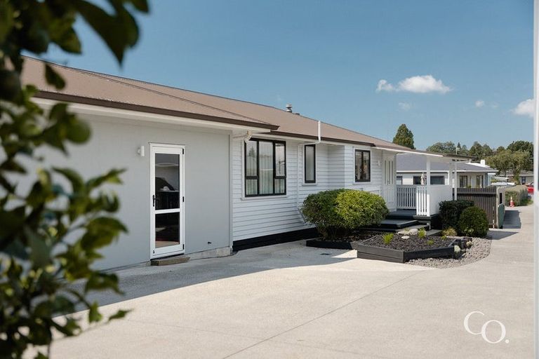Photo of property in 22 Queen Road, Bellevue, Tauranga, 3110