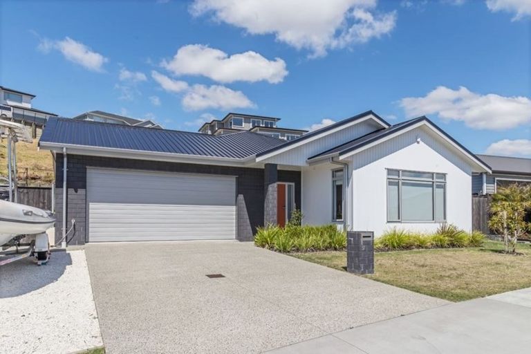 Photo of property in 57 Colonial Drive, Silverdale, 0932