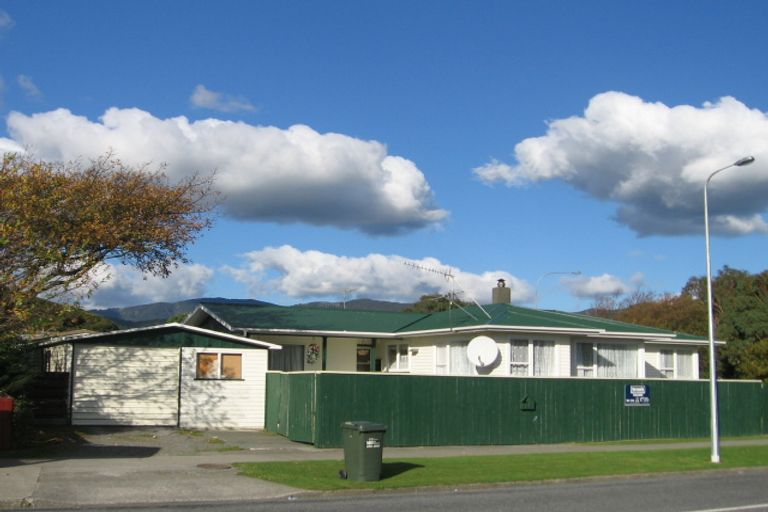 Photo of property in 2 Meremere Street, Wainuiomata, Lower Hutt, 5014