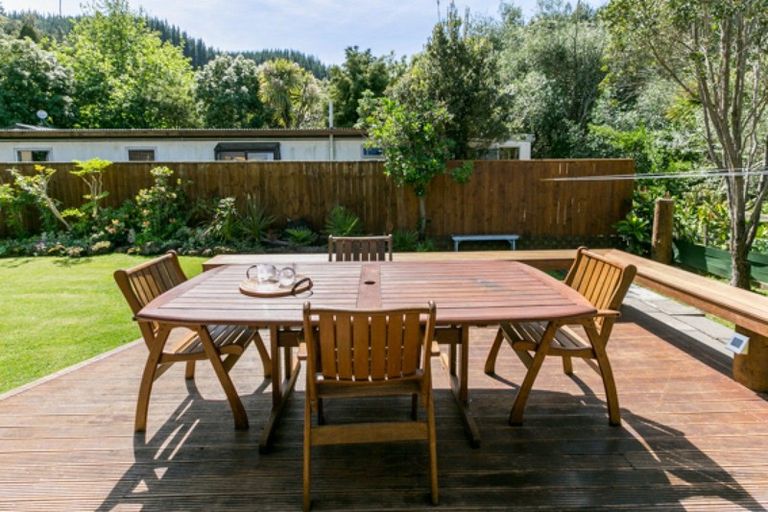 Photo of property in 637a Waipatiki Road, Tangoio, Napier, 4181