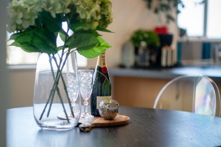 Photo of property in 20 Salford Street, Newlands, Wellington, 6037