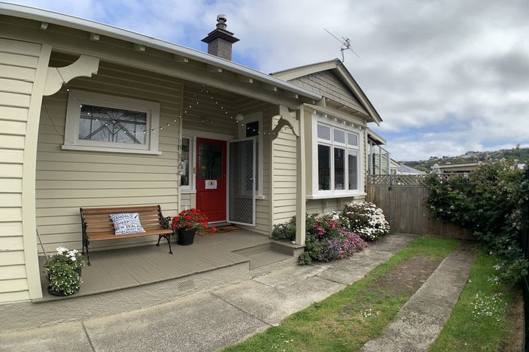 Photo of property in 10 Kings Avenue, Saint Kilda, Dunedin, 9012