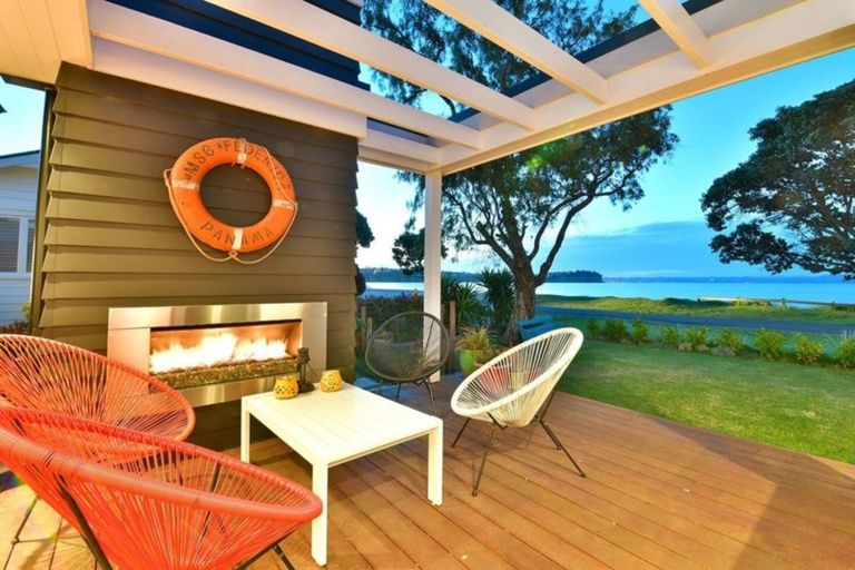 Photo of property in 105 The Esplanade, Manly, Whangaparaoa, 0930