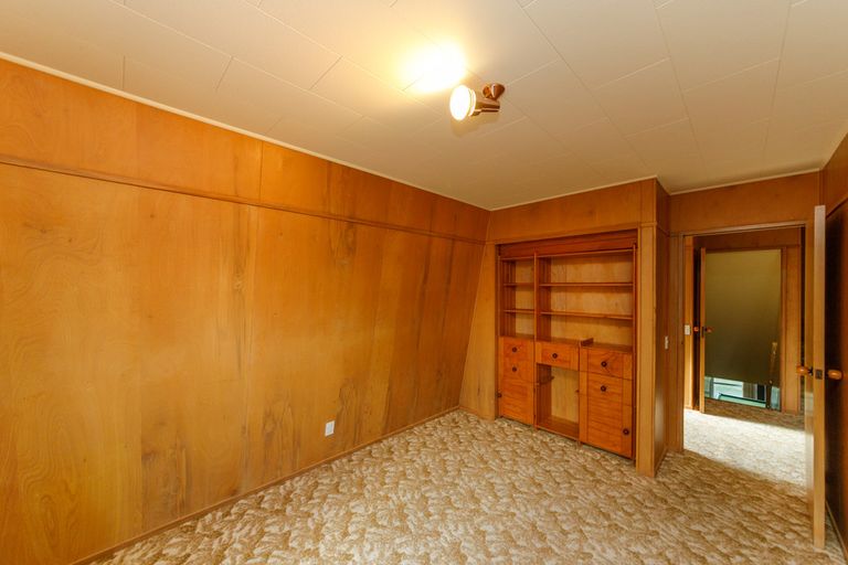 Photo of property in 14 Peter Hall Drive, Kelvin Grove, Palmerston North, 4414