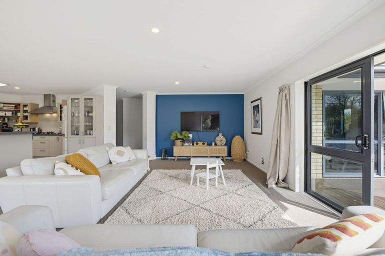 Photo of property in 5 Newton Place, Amberley, 7410