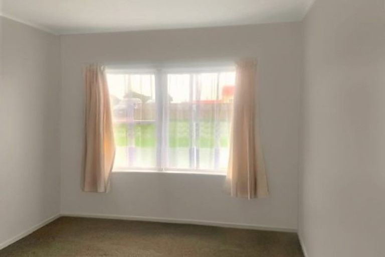 Photo of property in 65 Avenue Road, Foxton, 4814