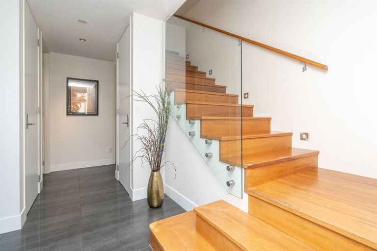 Photo of property in 169a Lake Crescent, Hamilton Lake, Hamilton, 3204