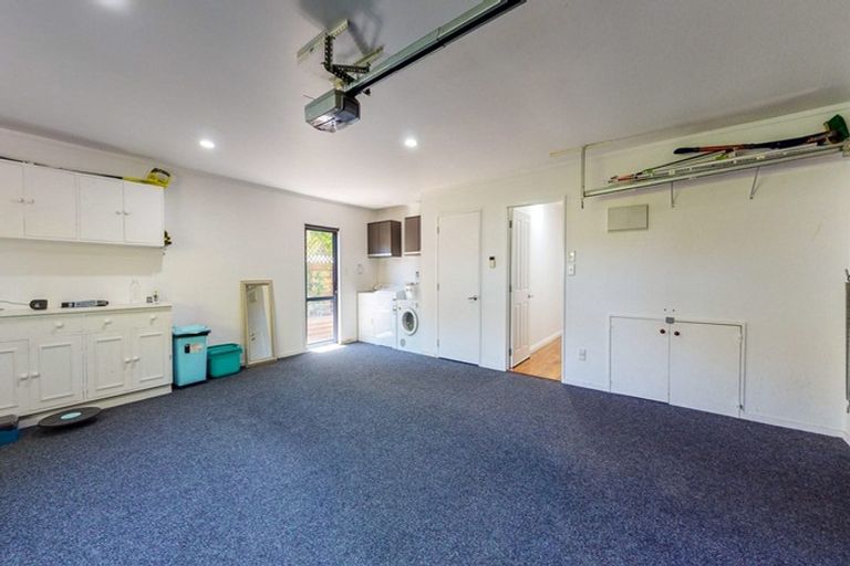 Photo of property in 2/12 Sunset Street, Hilltop, Taupo, 3330