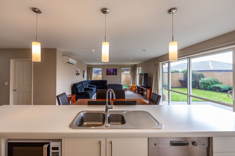 Photo of property in 12 Richmond Avenue, Halswell, Christchurch, 8025