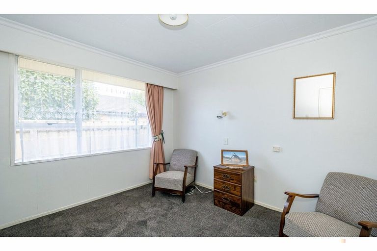 Photo of property in 10a Churchill Place, Waimate, 7924