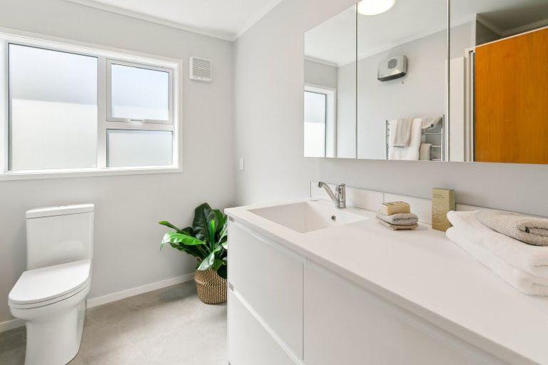 Photo of property in 48 Baroda Street, Khandallah, Wellington, 6035