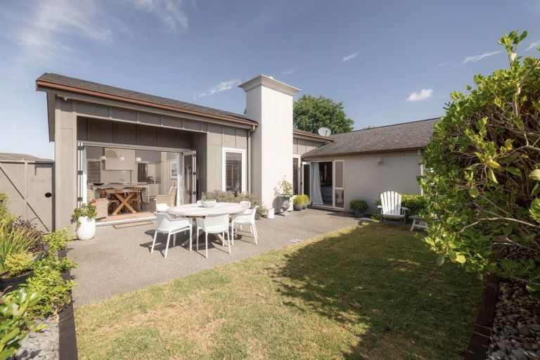 Photo of property in 39 Twin Oak Avenue, Papamoa Beach, Papamoa, 3118