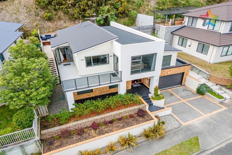 Photo of property in 93 Cedar Street, Maungaraki, Lower Hutt, 5010