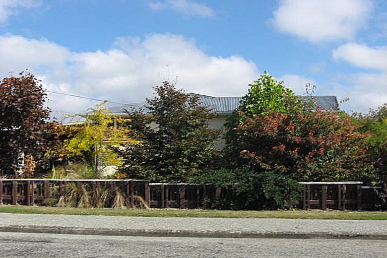 Photo of property in 4 Smith Street, Waimate, 7924