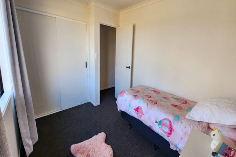 Photo of property in 8 Mcquillan Avenue, Woodend, 7610