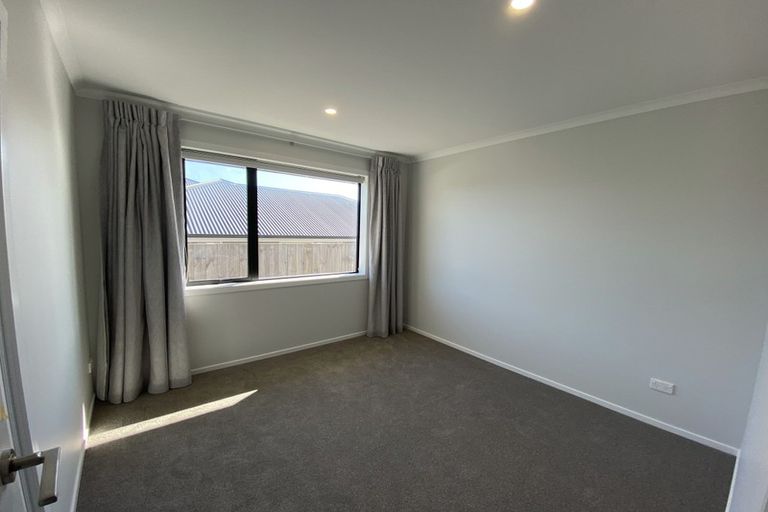 Photo of property in 6 Faber Place, Rototuna North, Hamilton, 3210