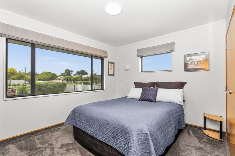 Photo of property in 210 Auckland Road, Greenmeadows, Napier, 4112