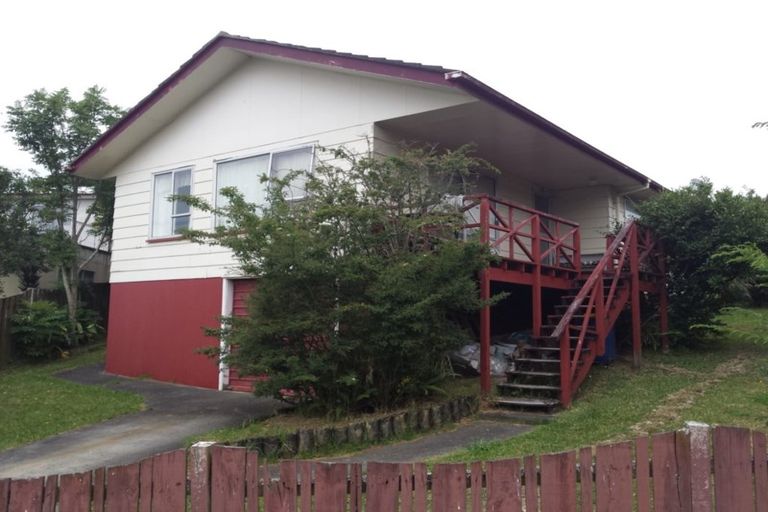 Photo of property in 38 Rosewarne Crescent, Glendene, Auckland, 0602