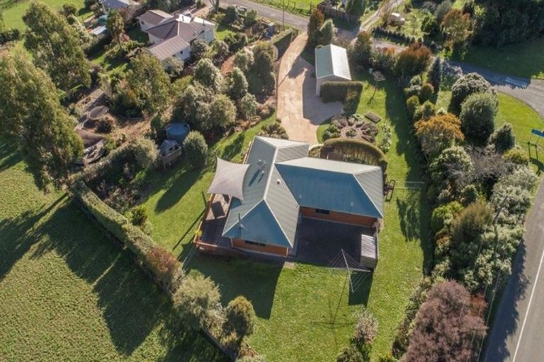 Photo of property in 84 Dodson Road, Takaka, 7183