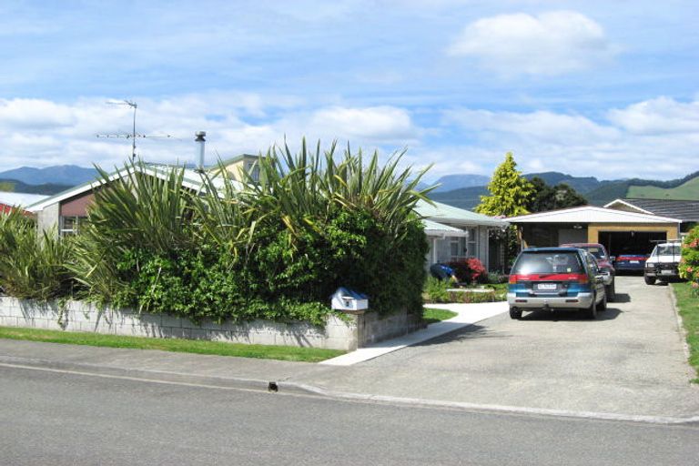 Photo of property in 4 Naumai Place, Brightwater, 7022