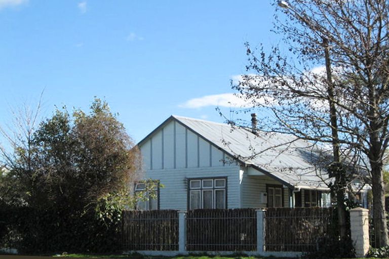 Photo of property in 2/146 Main Rd Clive, Clive, 4102