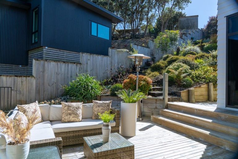 Photo of property in 38 Robertson Street, Raglan, 3225