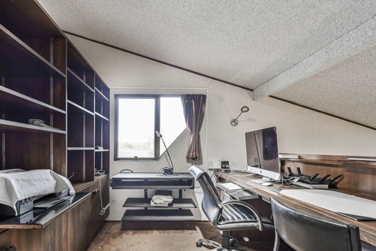 Photo of property in 17 Donegal Crescent, Tamatea, Napier, 4112