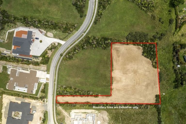 Photo of property in 7 Te Awa Place, Red Beach, 0932