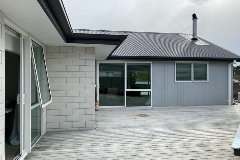 Photo of property in 24 Rochfort Crescent, Pyes Pa, Tauranga, 3112