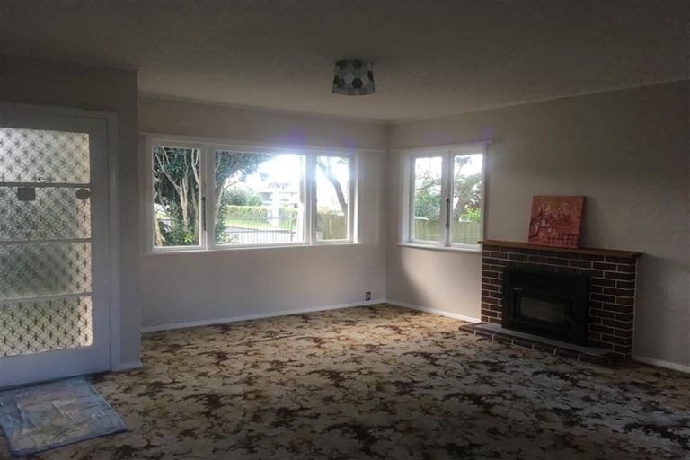 Photo of property in 6 Pembrook Street, Papakura, 2110