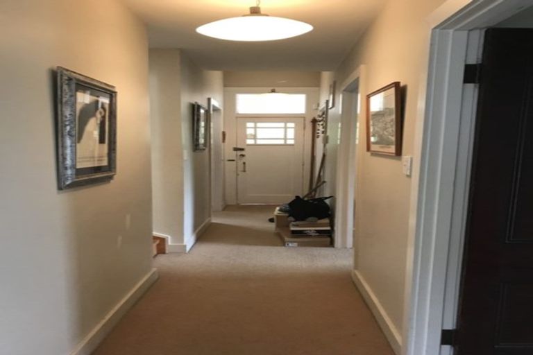 Photo of property in 33 Hall Street, Newtown, Wellington, 6021