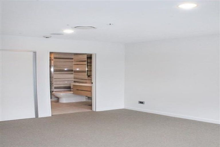 Photo of property in 10 Lion Place, Papamoa, 3118
