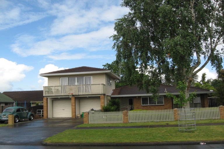 Photo of property in 17 Beaumaris Way, Conifer Grove, Takanini, 2112