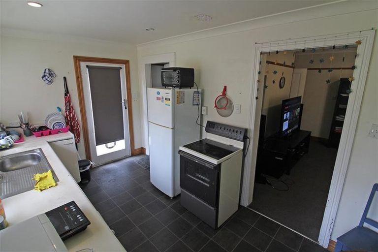 Photo of property in 26 Eglinton Road, The Glen, Dunedin, 9011