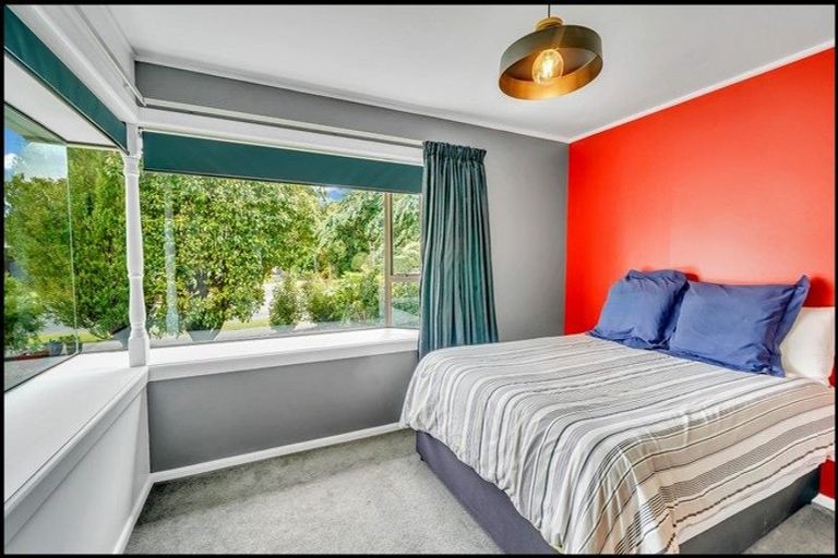 Photo of property in 15 Elwyn Place, Avonhead, Christchurch, 8042