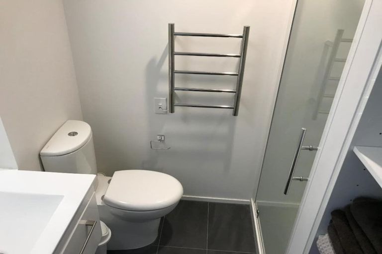 Photo of property in Leicester Executive Apartments, 402/282 Madras Street, Christchurch Central, Christchurch, 8011