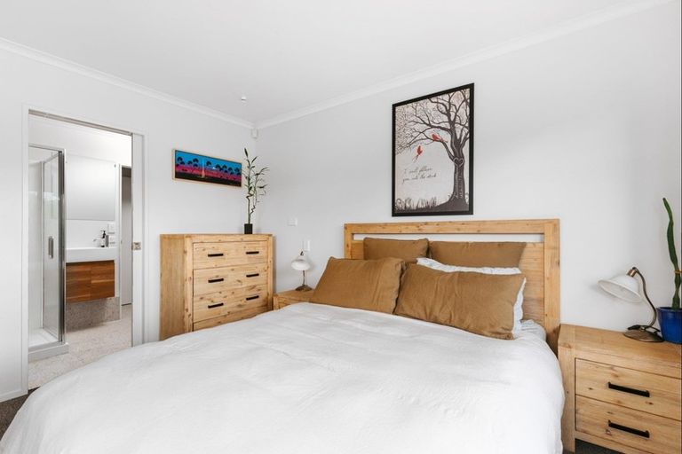 Photo of property in 75 Corinth Grove, Papamoa Beach, Papamoa, 3118