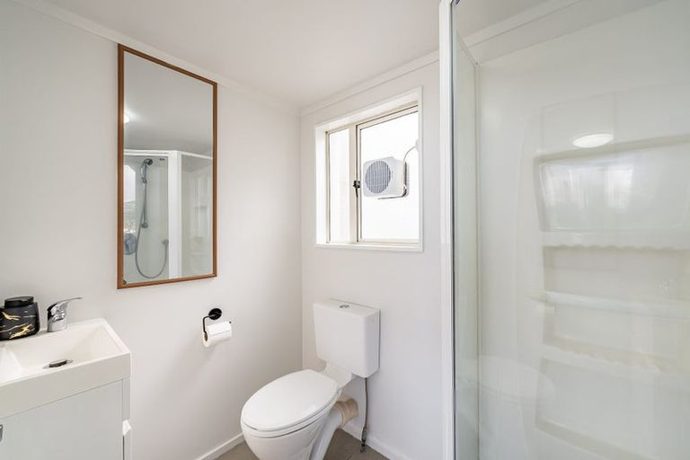 Photo of property in Mcfarlane Mews, 7/2 Mcfarlane Street, Mount Victoria, Wellington, 6011