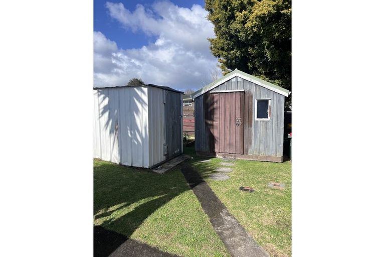 Photo of property in 1/29 Trentham Road, Papakura, 2110