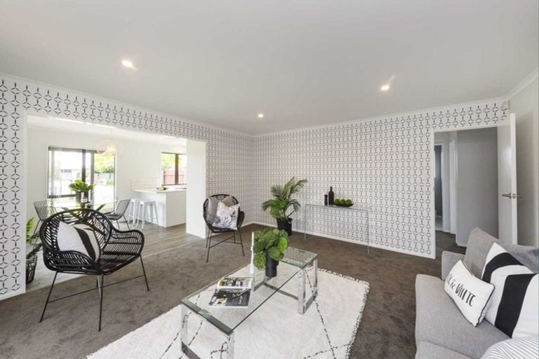 Photo of property in 20 Colonial Place, Kelvin Grove, Palmerston North, 4414
