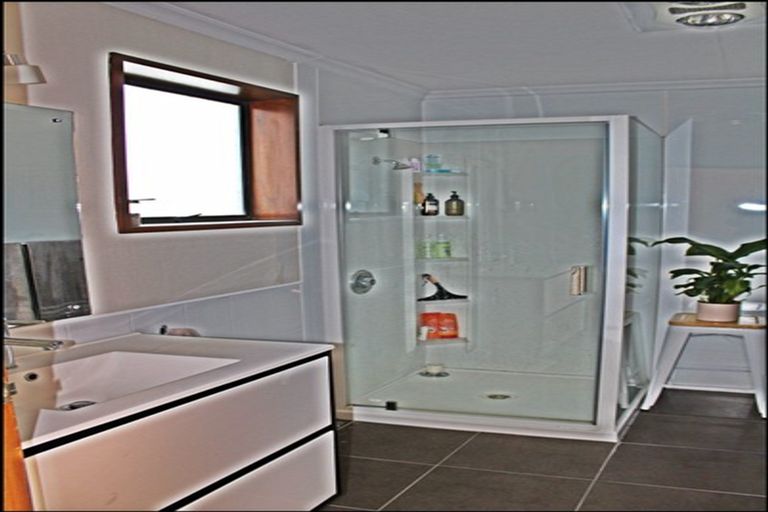 Photo of property in 46 Lanark Street, Balclutha, 9230