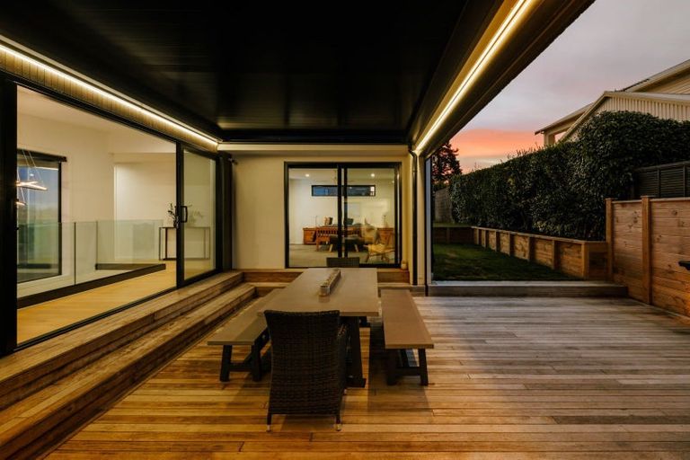 Photo of property in 117a Lake Crescent, Hamilton Lake, Hamilton, 3204