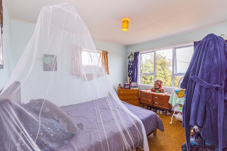 Photo of property in 112 Karaka Street, Castlecliff, Whanganui, 4501