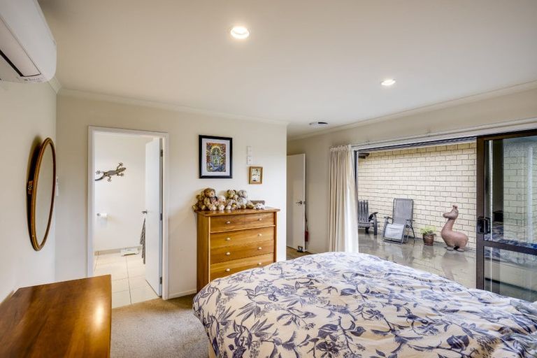 Photo of property in 3 Waitaha Place, Clive, 4102