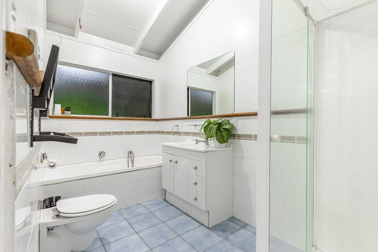 Photo of property in 4/42 Manuka Road, Glenfield, Auckland, 0629