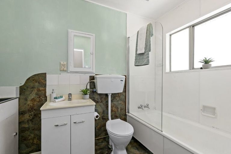 Photo of property in 1/30 Arapiko Street, Johnsonville, Wellington, 6037